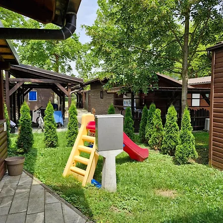 House 92 Auqaluna Feriehus *