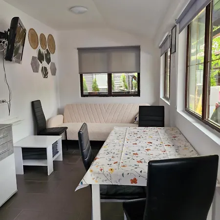House 92 Auqaluna * Podčetrtek