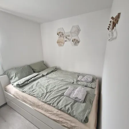 House 92 Auqaluna Сasa de vacaciones Podčetrtek