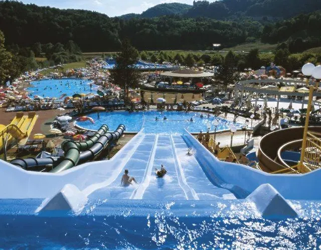 House 92 Auqaluna بيت للعطل